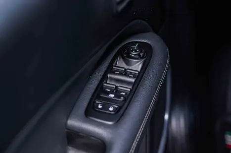 FIAT Toro 1.3 16V 4P FLEX 270 TURBO VOLCANO AUTOM�TICO, Foto 19