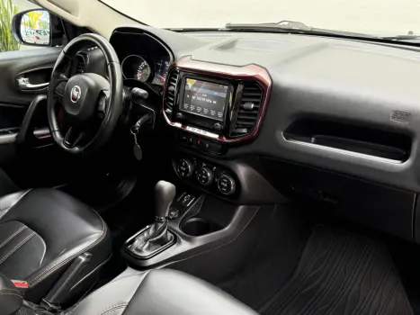 FIAT Toro 1.8 16V 4P FLEX FREEDOM AUTOM�TICO, Foto 5