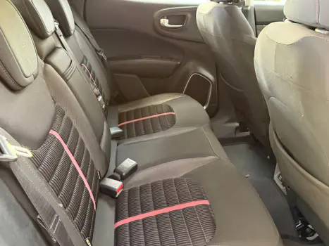 FIAT Toro 1.8 16V 4P FLEX FREEDOM ROAD AUTOM�TICO, Foto 10