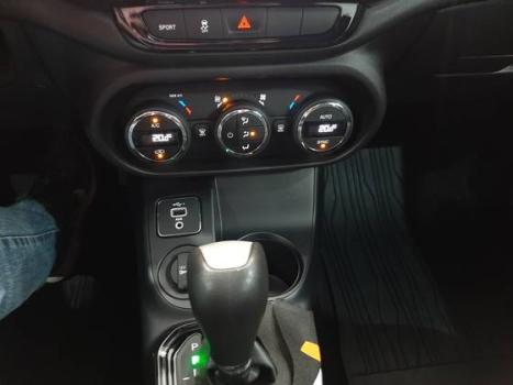 FIAT Toro 1.8 16V 4P FLEX FREEDOM AUTOMÁTICO, Foto 11