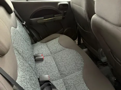 FIAT Uno 1.4 4P FLEX ATTRACTIVE, Foto 10