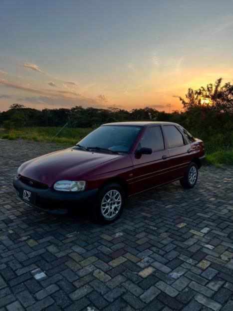 FORD Escort 1.6 GL, Foto 2