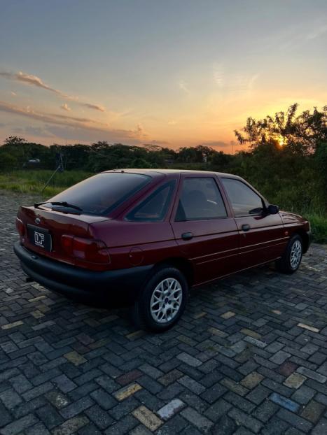 FORD Escort 1.6 GL, Foto 5