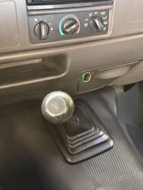 FORD F-250 4.2 V6 XL CABINE SIMPLES, Foto 3