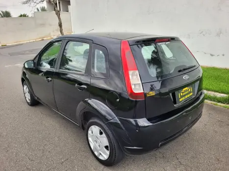 FORD Fiesta Hatch 1.6 4P, Foto 6