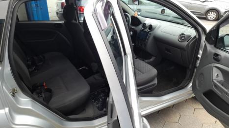 FORD Fiesta Hatch 1.0, Foto 8