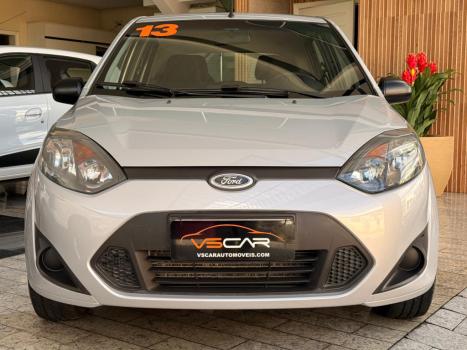 FORD Fiesta Hatch 1.0, Foto 2