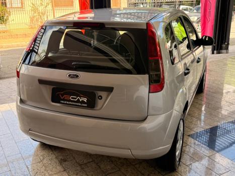 FORD Fiesta Hatch 1.0, Foto 3