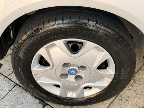 FORD Fiesta Hatch 1.0, Foto 9