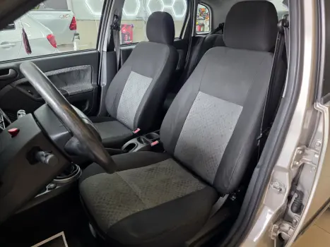 FORD Fiesta Hatch 1.6 4P CLASS FLEX, Foto 16