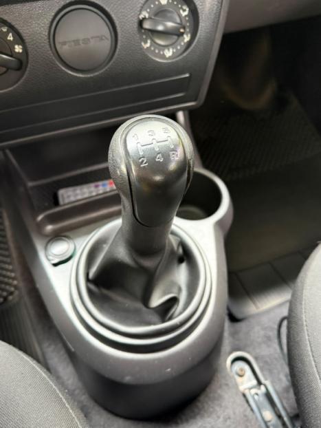 FORD Fiesta Hatch 1.0 4P FLEX, Foto 4