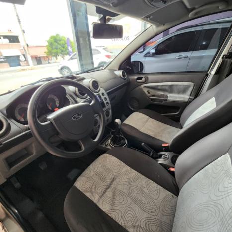 FORD Fiesta Sedan 1.6 4P FLEX, Foto 8