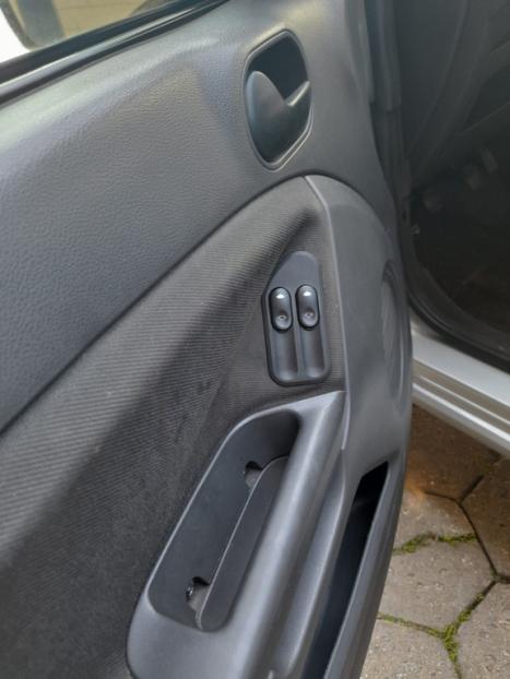 FORD Fiesta Sedan 1.6 4P FLEX, Foto 10 FORD Fiesta Sedan 1.6 4P FLEX, Foto 10