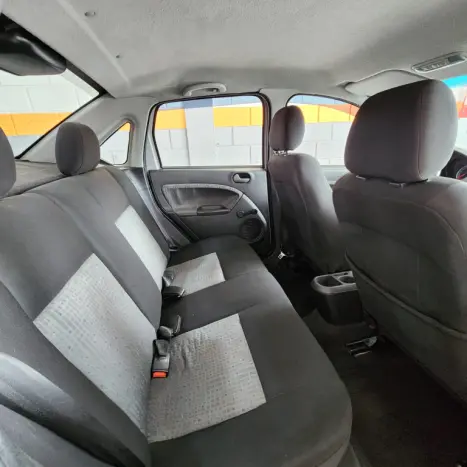 FORD Fiesta Sedan 1.6 4P FLEX, Foto 9