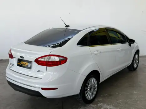 FORD Fiesta Sedan 1.6 4P FLEX TITANIUM POWERSHIFT AUTOM�TICO, Foto 11