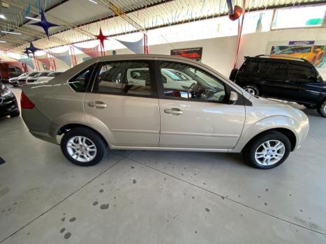 FORD Fiesta Sedan 1.6 4P ROCAM FLEX, Foto 8