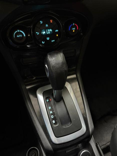 FORD Fiesta Sedan 1.6 4P FLEX TITANIUM POWERSHIFT AUTOM�TICO, Foto 3