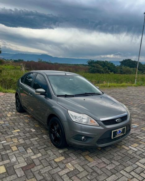FORD Focus Hatch 1.6 4P, Foto 2
