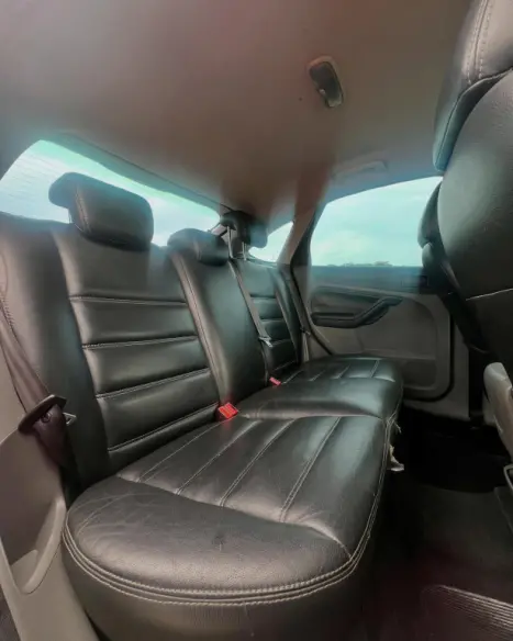 FORD Focus Hatch 1.6 4P, Foto 8