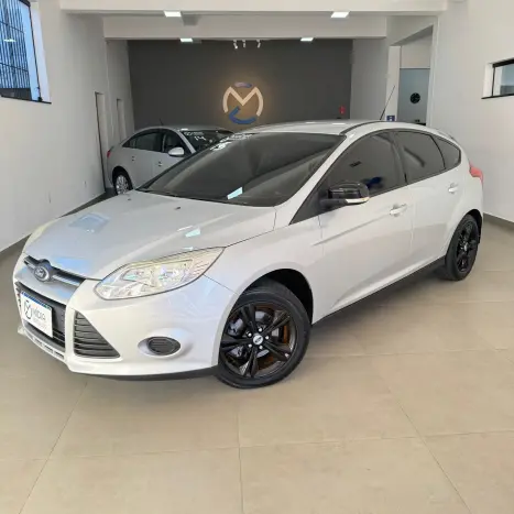 FORD Focus Hatch 1.6 16V 4P FLEX GL, Foto 2