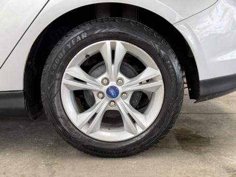 FORD Focus Hatch 1.6 16V 4P SE FLEX, Foto 8