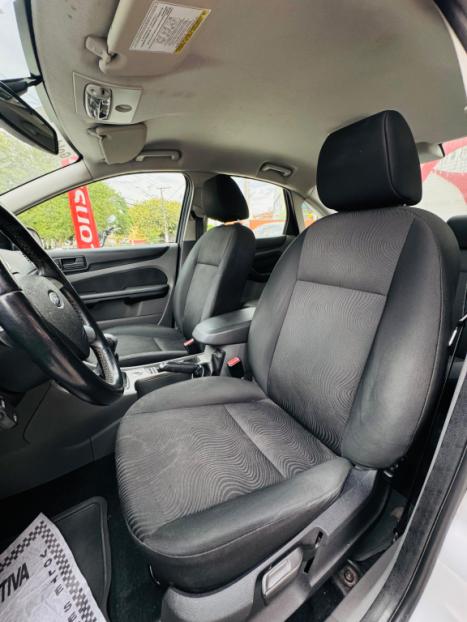 FORD Focus Sedan 2.0 16V 4P FC FLEX, Foto 8