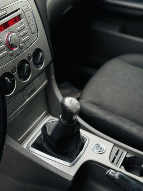 FORD Focus Sedan 2.0 16V 4P FC FLEX, Foto 11