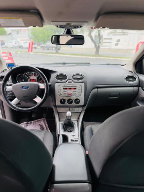 FORD Focus Sedan 2.0 16V 4P FC FLEX, Foto 14