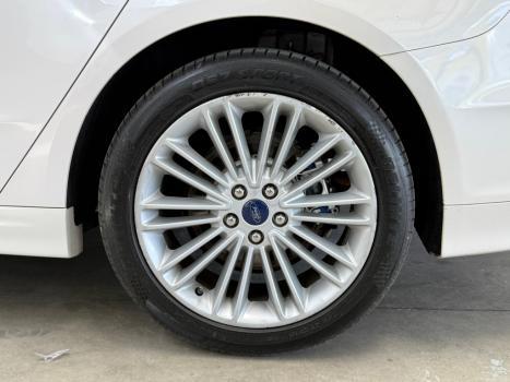 FORD Fusion 2.0 4P 16V TITANIUM AWD AUTOM�TICO, Foto 8