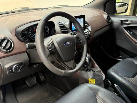 FORD Ka Hatch 1.5 12V 4P FLEX TI-VCT FREESTYLE AUTOM�TICO, Foto 6