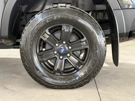 FORD Ranger 2.0 4P TURBO DIESEL XLS 4X4 CABINE DUPLA AUTOM�TICO, Foto 9