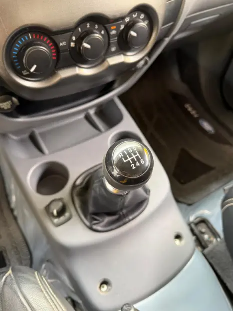 FORD Ranger 3.2 20V XLS 4X4 CABINE SIMPLES TURBO DIESEL, Foto 3