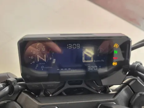 HONDA CB 650 R ABS, Foto 6