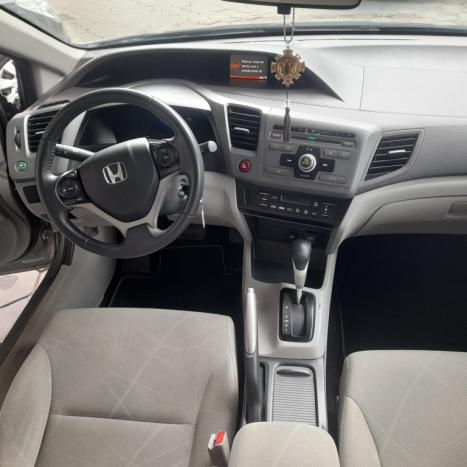 HONDA Civic 1.8 16V 4P FLEX LXS AUTOM�TICO, Foto 13