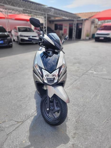 HONDA Elite 125 , Foto 2