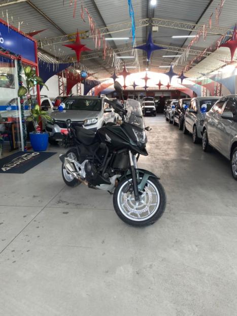 HONDA NC 750 X ABS, Foto 2