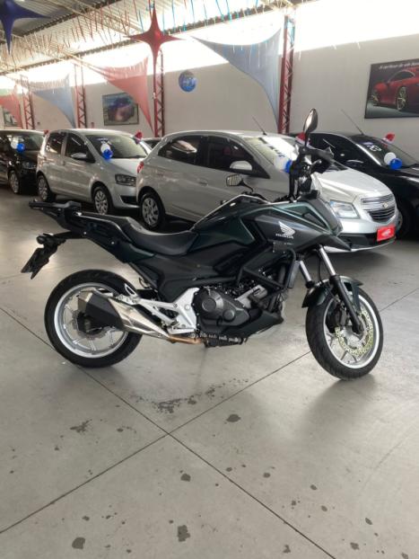HONDA NC 750 X ABS, Foto 6