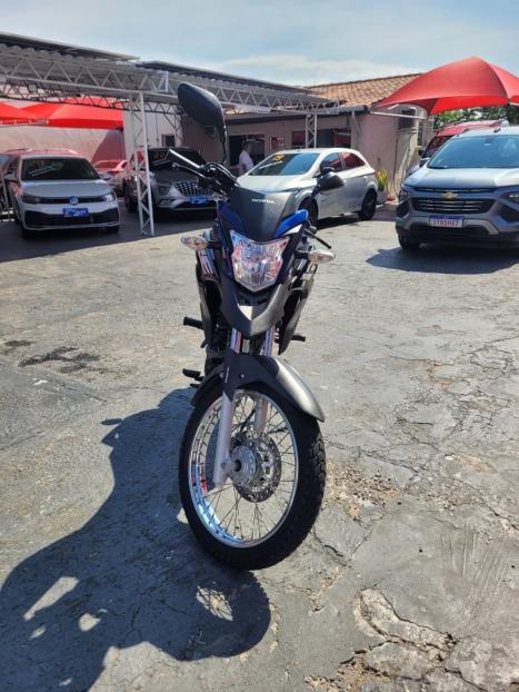 HONDA XRE 190 ABS, Foto 2