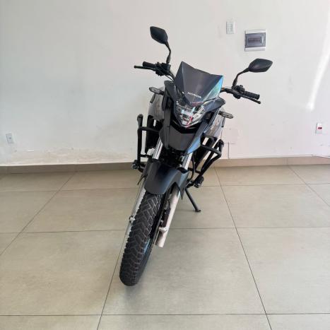 HONDA XRE 300 ABS, Foto 4 HONDA XRE 300 ABS, Foto 4