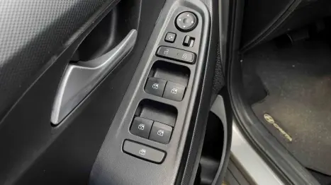 HYUNDAI Creta 1.0 12V 4P FLEX TGDI TURBO LIMITED AUTOM�TICO, Foto 9