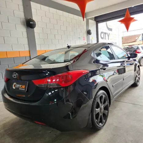 HYUNDAI Elantra 1.8 16V 4P GLS AUTOM�TICO, Foto 8