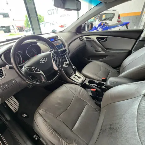 HYUNDAI Elantra 1.8 16V 4P GLS AUTOM�TICO, Foto 13