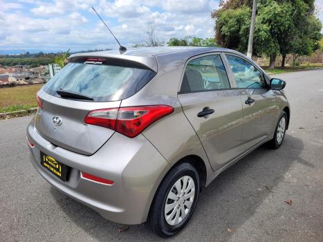 HYUNDAI HB 20 Hatch 1.0 12V 4P FLEX COMFORT, Foto 4