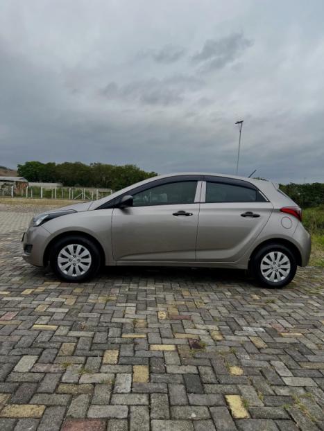 HYUNDAI HB 20 Hatch 1.0 12V 4P FLEX UNIQUE, Foto 4