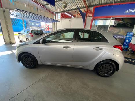 HYUNDAI HB 20 Hatch 1.6 16V 4P FLEX COMFORT PLUS AUTOM�TICO, Foto 9