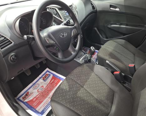 HYUNDAI HB 20 Hatch 1.0 12V 4P FLEX TGDI TURBO COMFORT PLUS, Foto 2