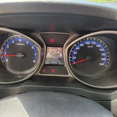 HYUNDAI HB 20 Hatch X 1.6 16V 4P PREMIUM FLEX AUTOM�TICO, Foto 13