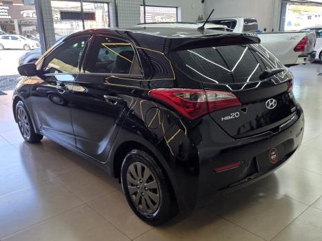 HYUNDAI HB 20 Hatch 1.6 16V 4P COMFORT FLEX AUTOM�TICO, Foto 3