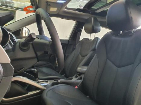 HYUNDAI Veloster 1.6 16V 3P AUTOM�TICO, Foto 7
