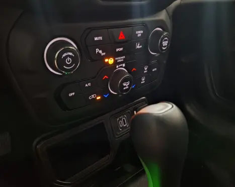 JEEP Renegade 1.3 16V 4P FLEX T270 LONGITUDE TURBO AUTOM�TICO, Foto 5
